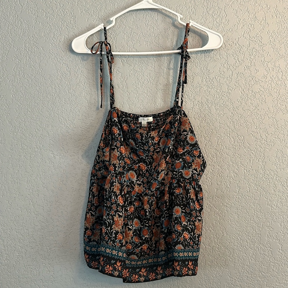 Nine Britton top